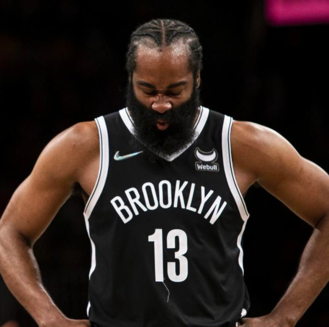 哈登年薪TOP10冲上热搜(nba哈登的年薪是多少)
